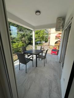 Apartmani Aki 4 - Bar - 3