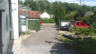 4 Bed-2 Bath-Sleeps 8-Large Garden-Pet Friendly - Dorchester - 1