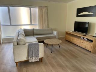 Silver Sunsets Self-Catering Apartments - 3