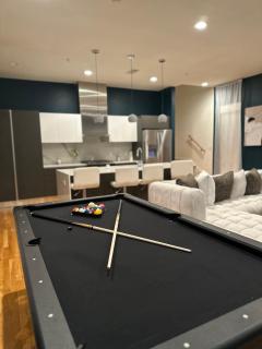 Hollywood House of Luxe - Dallas - 4