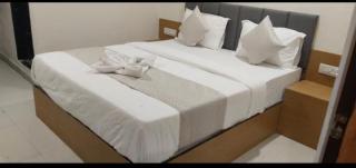 Hotel Royal Relax - Gandhinagar - 9
