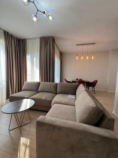 Tirana Lake View Premium Apartment - Tirana - 8