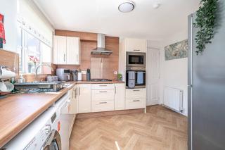 Super Prime Luxury 4 Bedroom Detached Home By Tba - Fife - 7