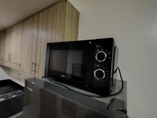 Shore 1 Residences Tower D near MOA and NAIA One Bedroom 3beds with balcony pool view - 3