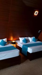 Hilltop Heaven Cabanas - - 9