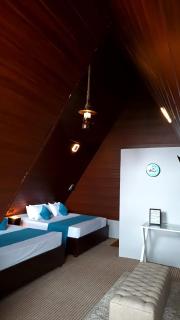 Hilltop Heaven Cabanas - - 4
