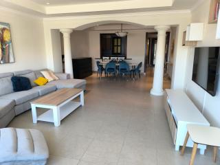 Marina View Townhouse - Doha - 5