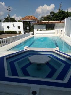 Hermosa casa en el centro de Ricaurte - 8