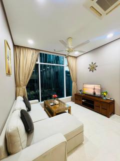 Soho Suites KLCC by Comfort Suites Kuala Lumpur - 2