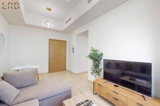 Charming 1BR with Canal View - 5
