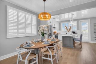 Coastal Luxe Villa - 1