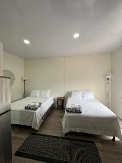Emmitas room - - 6