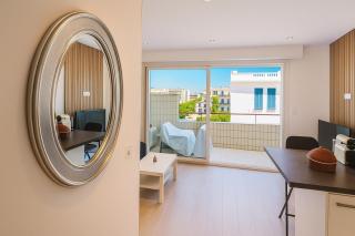 Juan Signature - Juan-les-Pins - 1