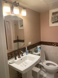 Convenient & Cozy Stay Near Boston - Andover - 8