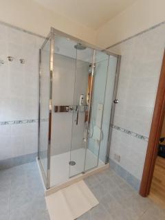 Panorama Apartment 6 Beds in Monfalcone - 3