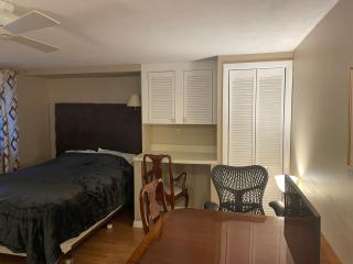 Convenient & Cozy Stay Near Boston - Andover - 5