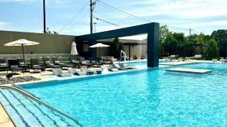 Luxury Resort-Style Apt Pool - Austin - 1