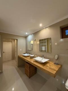 Dialogue Apart with PRIVATE GARDEN & BBQ - 6