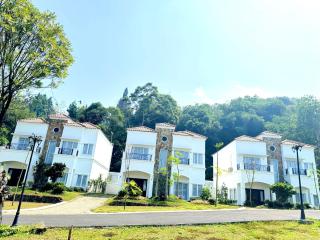 Panorama Sanad Resort - Cisarua - 9