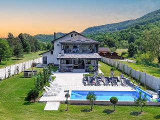 Casa Patry - Călimăneşti - 9