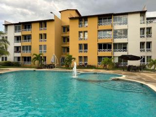 Comfortable 3 bedroom 2 bathroom condo in Lecheria - - 6