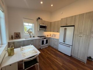 Brass Apple Cottage - Campbell River - 4