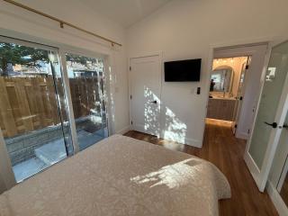 Brass Apple Cottage - Campbell River - 7