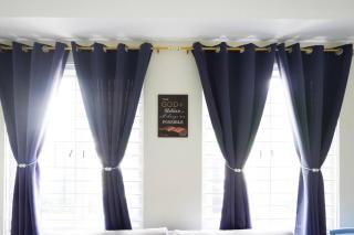Room in House - Luxurious Place Cozy Spacious with WIFI near SM Lucena - - 9