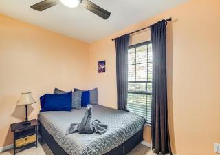 Cozy Bungalow Steps from Downtown Mount Dora - 7