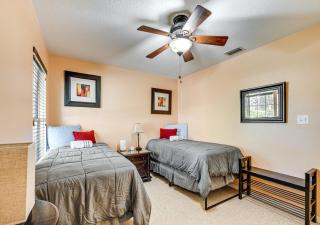 Cozy Bungalow Steps from Downtown Mount Dora - 4
