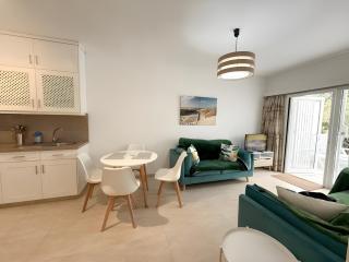 Eureka! Sunny BRAVO's House, Modern Apt with Big Terrace - Costa del Silencio - 0