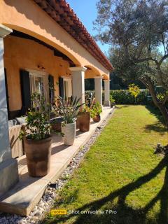 Villa au pied d'une colline - 9