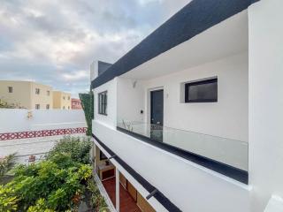 El Bunker Luxury Suite en Playa del Hombre con vista al mar - Playa del Hombre - 9