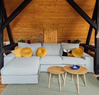 Legatum Cottage - - 2