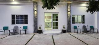 Treasure Beach Inn and Bar - 0