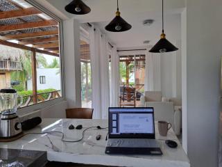 HELENA Beach House - 9