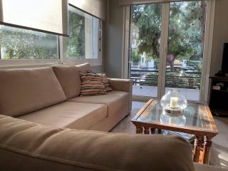 2BDRM Glyfada Residence - Jacuzzi, Garden & Parking - Atene - 8