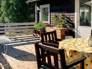 Summer Retreat Near Lake in Sormland - 8