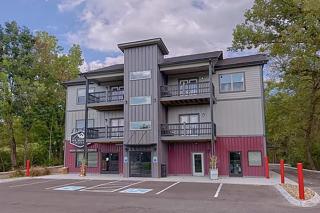 #6 Studio Town Place 2 - 4