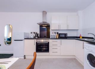 Free Parking Spacious 2 Bedroom Apartment MCR - Manchester - 6