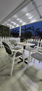 Suncoast Rooms Saranda near Port & Beach - Saranda - 8