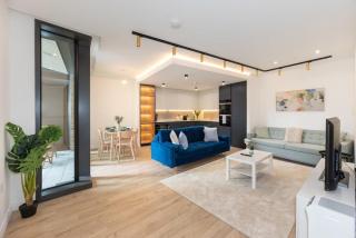 Bright 4 Bed London Living - Londra - 0