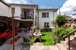 Bogdanoski Studios & Guest Rooms - 6