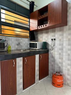One-bedroom near Acacia - Kampala - 4