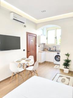New Apartment close to Sea and Downtown - Vlorë - 9