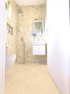 New Apartment close to Sea and Downtown - Vlorë - 2
