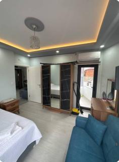 Mira Residence - - 2