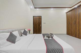 Townhouse Relax Inn - Chinhat - 1