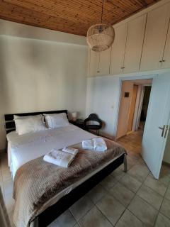 La Suite Apartment - Loutsa - 2