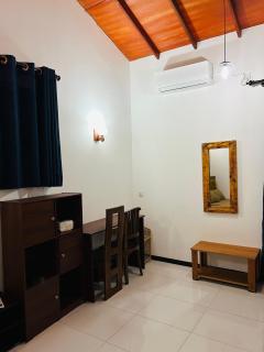 unic residence & Hostel - Negombo - 7